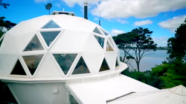ニュージーランド オークランド の白いドームハウス ドームハウスを建てるなら専門家が設計するdomehouse Info へ